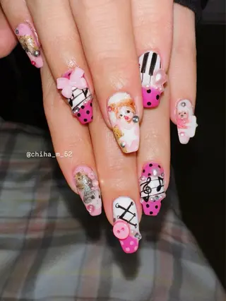 ネイル チハル ミチハタのネイルデザイン