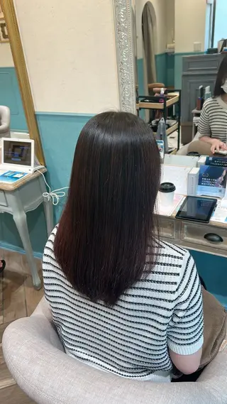 セミロング 河野 穂香のヘアスタイル