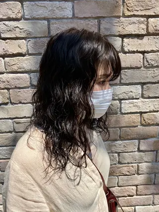ロング パーマ 宮崎 恵多のヘアスタイル