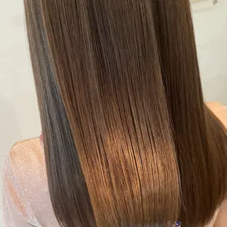 ロング 大塚 陽彩のヘアスタイル