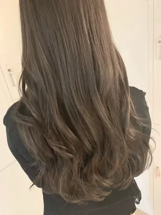 ロング ✨ハイトーン✨艶髪 ✨髪質改善✨和田のヘアスタイル