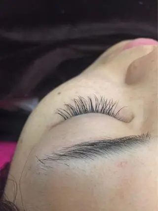 マツエク・マツパ 新倉 美香子のヘアスタイル