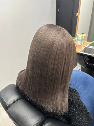 ミディアム ハイトーン特化/個室 RISE🩶のヘアスタイル