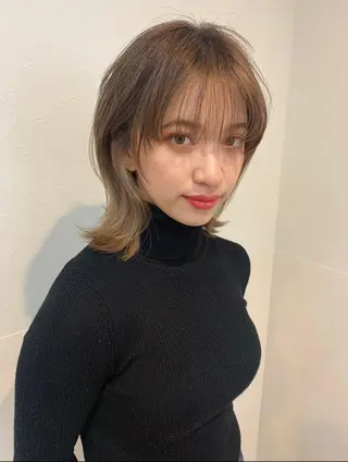 ミディアム 古沢 新のヘアスタイル