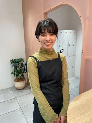 ショート パーマ 上平 綾菜のヘアスタイル