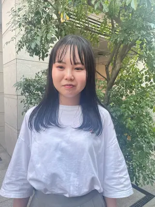 セミロング カラー mei｜顔まわり ×透明感カラーのヘアスタイル