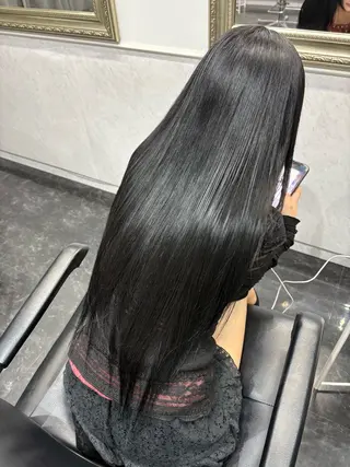 カラー デザインカラー / ナダショウタロウのヘアスタイル