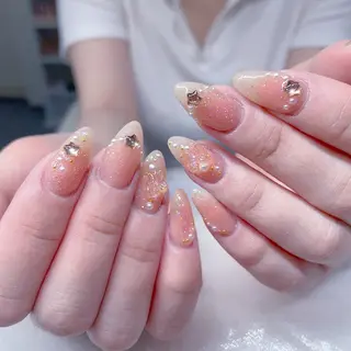 ネイル Queens みなみのネイルデザイン