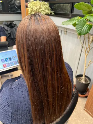 セミロング elima調布所属・澤崎 ゆらのヘアスタイル