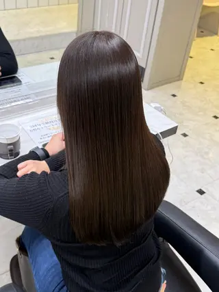 ロング カラー 韓国風グレージュ 🤍たくみ🤍のヘアスタイル