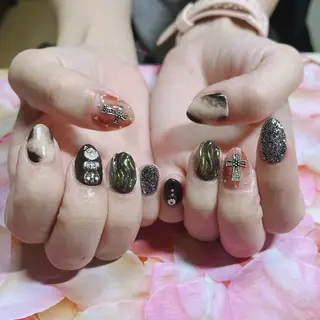 ミディアム hs nail salonのネイルデザイン