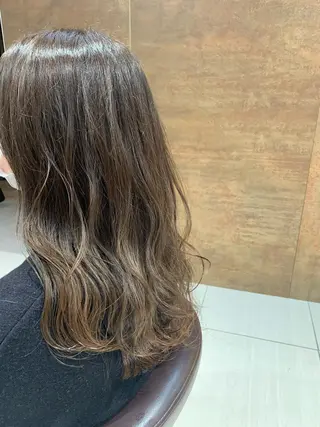 ロング カラー glow所属・嶋田 遥奈のマツエク・マツパデザイン