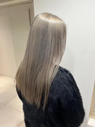 カラー 白石 歩真のヘアスタイル