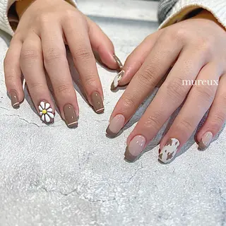 ネイル mureux ∵ayakaのネイルデザイン