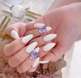 ネイル FLY Nail Salonのネイルデザイン