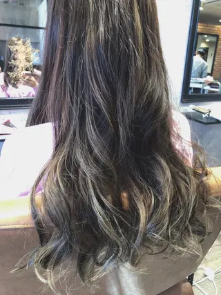 ロング ✨艶感/透け感✨Sherry所属・艶髪/ハイトーン Sherryのヘアスタイル