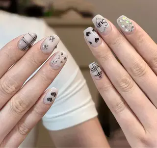 ネイル LUXE NAIL SALONのネイルデザイン