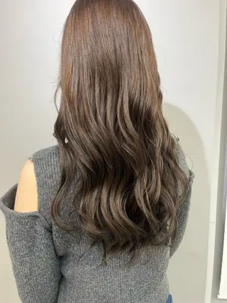 カラー 小池 風賀のヘアスタイル