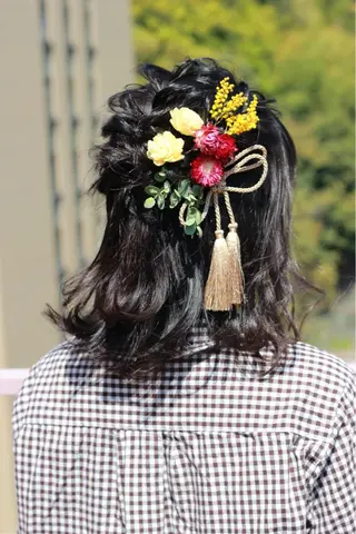 ミディアム ヘアアレンジ Viage （ビアージュ）のヘアスタイル