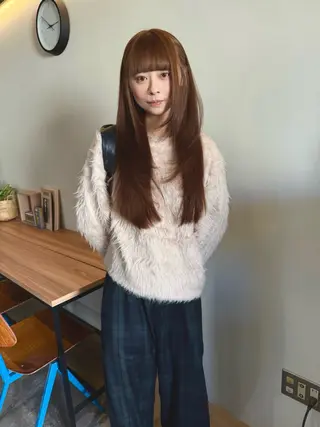 ロング レイヤーカット\ウル フ　chinatsuのヘアスタイル