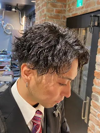 ショート パーマ メンズ メンズパーマ 渡邉裕人のヘアスタイル