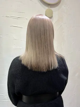 ミディアム カラー ヘアアレンジ 🧸柔らかいベージュ カラー🧸氏家達哉のヘアスタイル