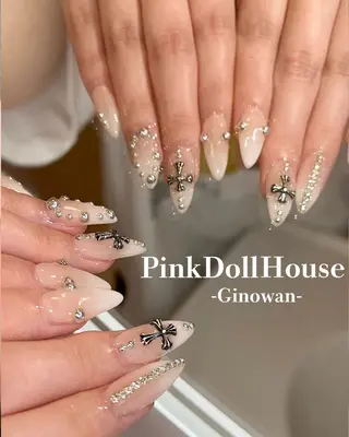 セミロング ピンクドールハウス 宜野湾店のネイルデザイン
