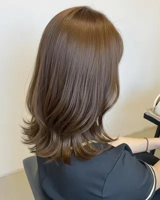 ミディアム 青木未羽/ベージュ /透明感カラー/松本のヘアスタイル