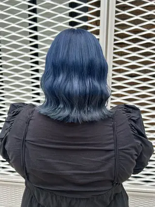 ショート カラー ヘアアレンジ yuka .のヘアスタイル