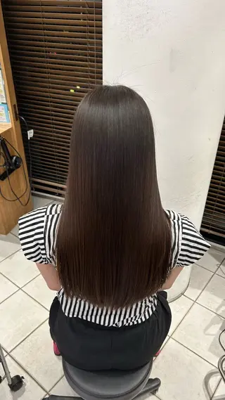 ロング 髪質改善／艶髪／ タカハシ セリナのヘアスタイル