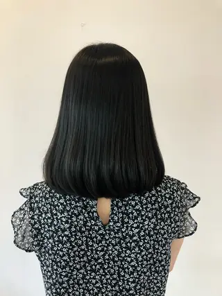 セミロング やまぐち まりんのヘアスタイル