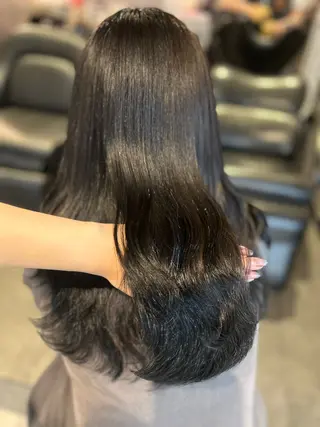 セミロング elubylovis nanaseのヘアスタイル