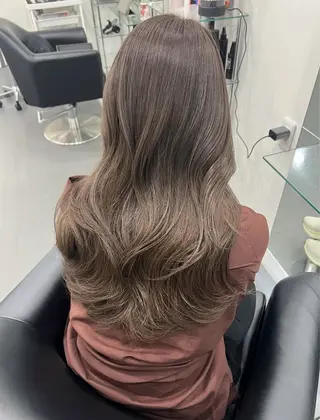 ロング カラー Lavire所属・レイヤーカット/韓国 /ハイトーン/amiのヘアスタイル