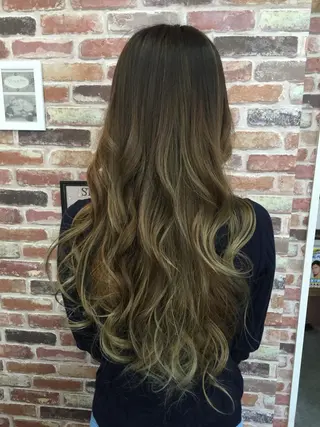 ロング カラー ヘアサロンオスカー 岸和田蛸地蔵店のヘアスタイル