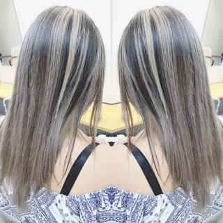 セミロング H所属・H (エイチ) 烏丸御池店のヘアスタイル