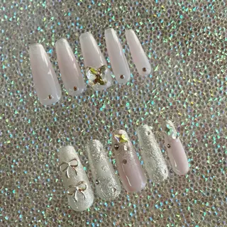 ネイル 🐈‍⬛ Minamiのネイルデザイン