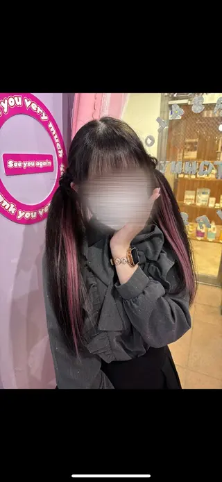 ロング TOY🐈‍⬛🎀 派手髪/地雷系のヘアスタイル