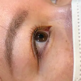 マツエク・マツパ 藤田 彩音のヘアスタイル