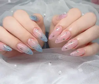 ネイル 🎀PG🩵 ネイルサロンのネイルデザイン