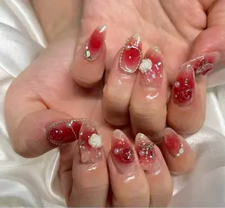 ネイル celica所属・松田 由真のネイルデザイン