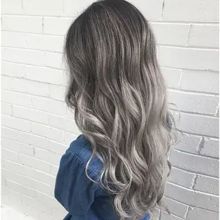 ロング カラー パーマ ヘアアレンジ Device ディバイスのヘアスタイル