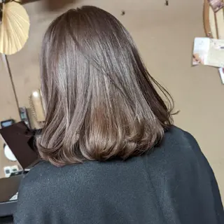 ミディアム カラー fuwat所属・秋葉原でカラーする なら🐉ちぇーたんのヘアスタイル