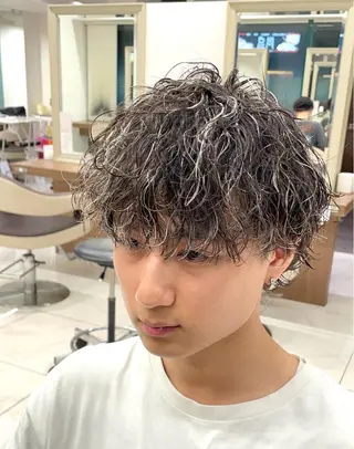 ショート カラー パーマ メンズ 【メンズ特化】 池田大成✂︎のヘアスタイル