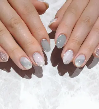 ネイル 會田 瑠衣のネイルデザイン