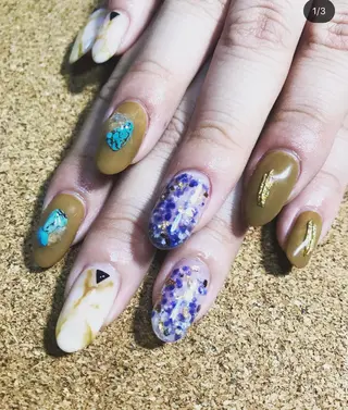 ネイル マルサンカクシカク所属・○△□ 守口市のネイルデザイン