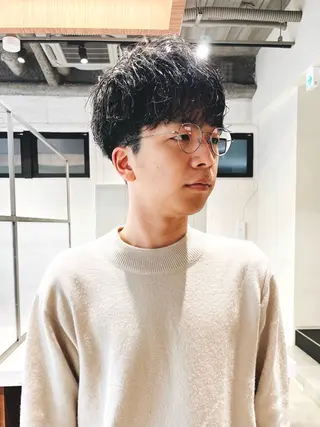 ショート パーマ メンズ ［LIC南堀江］大井 悟のヘアスタイル