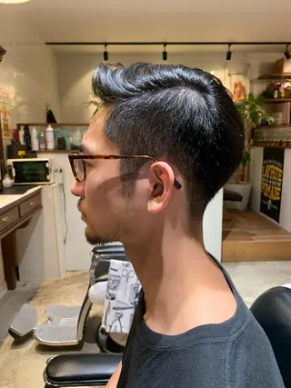 ミディアム メンズ BARBER SHOP NEW  STANDARD所属・アルガ ダイキのヘアスタイル