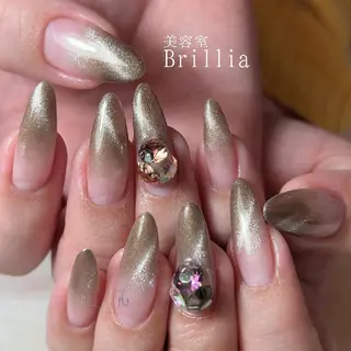 ネイル 柴田 彩のネイルデザイン