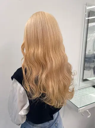 カラー 🤍やわらか抜け感 hair🤍RINのヘアスタイル