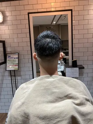 メンズ BARBER SHOP 涼所属・岡村 海のヘアスタイル